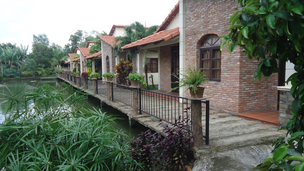 Villa H2O Bình Ðông Szoba fotó